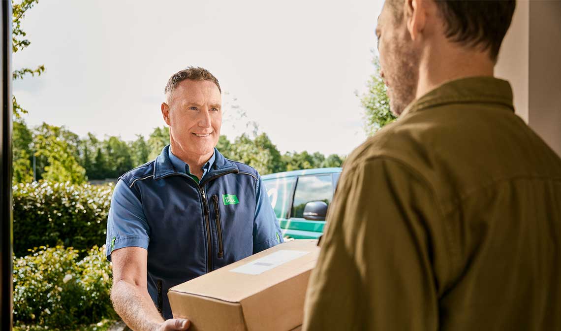 AddressPal helps with receiving post by providing a virtual UK or US address for hassle‑free online shopping and delivery to Ireland.